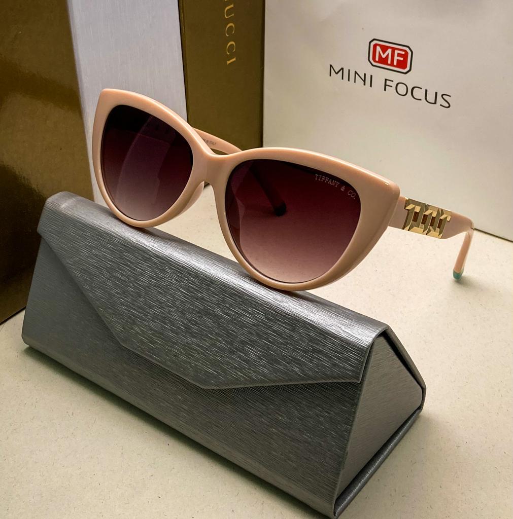 TIFFANY & CO™ | Classic R1