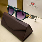 TIFFANY & CO™ | R2