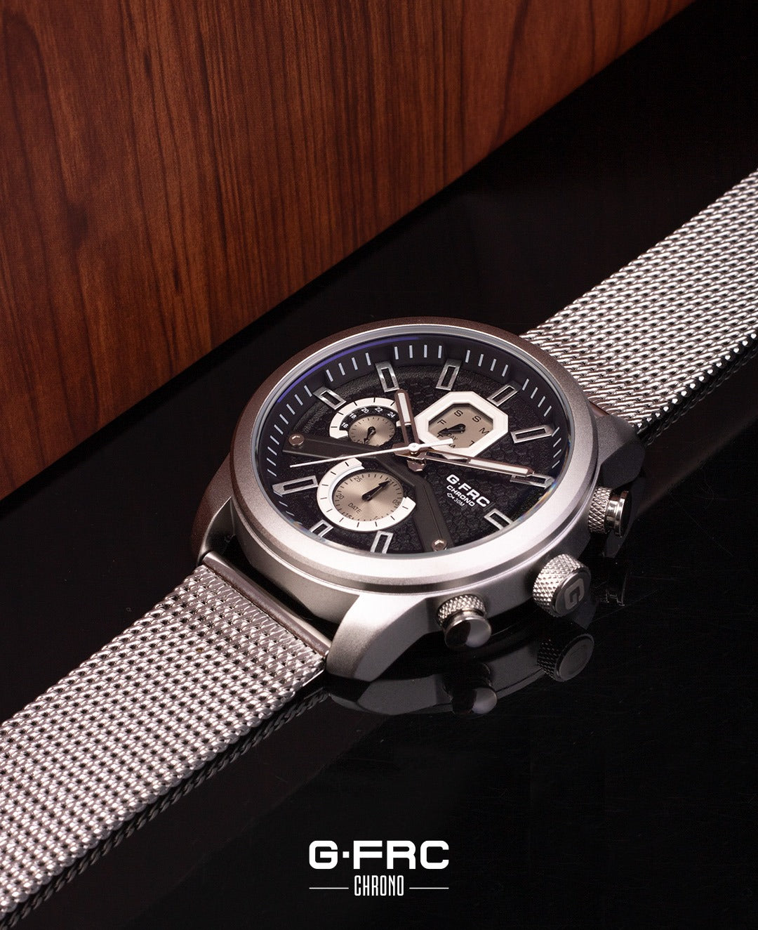 Gray helmet for bikers