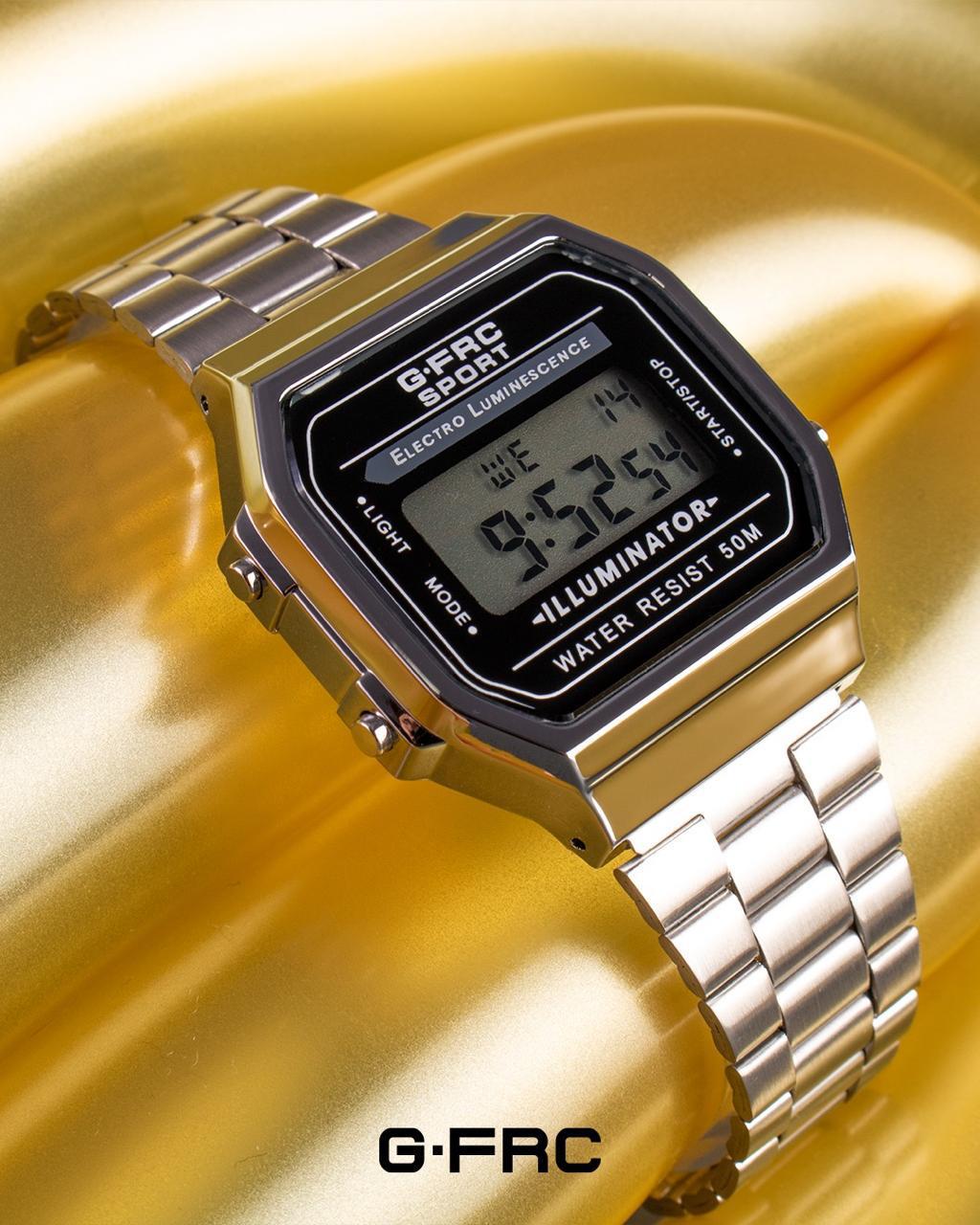 Gray helmet for bikers