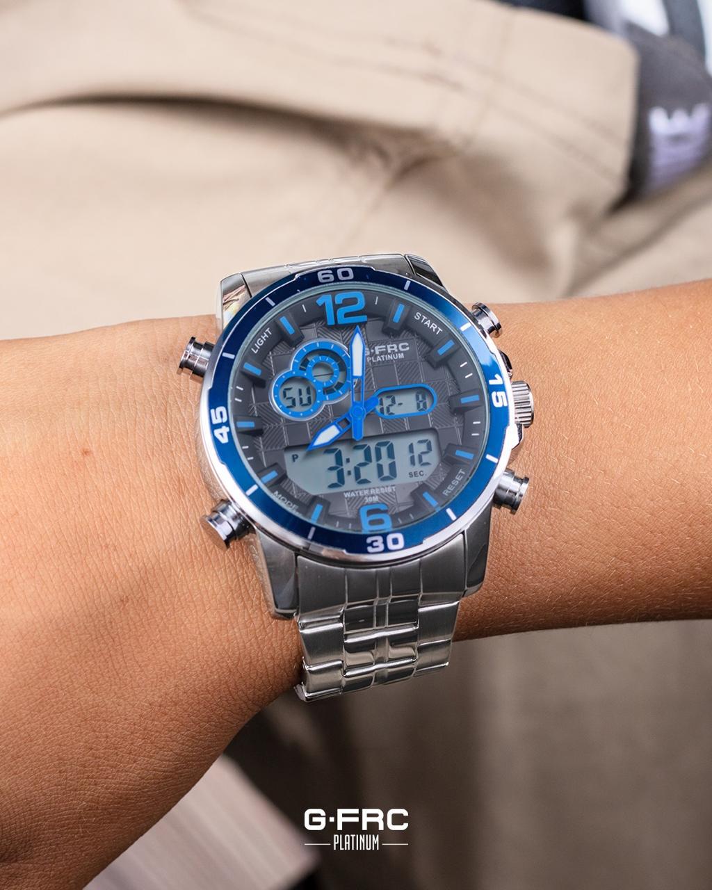 Gray helmet for bikers