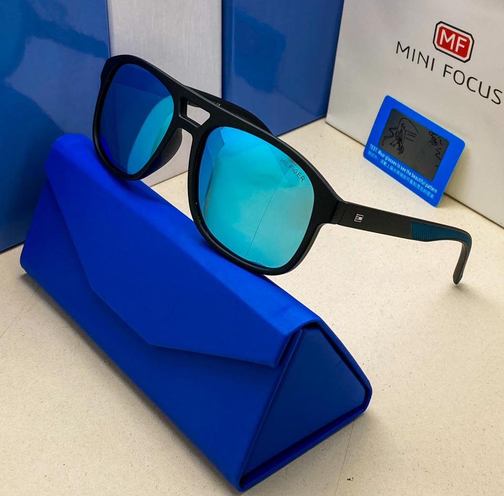 TOMMY HILFIGER™ | P1