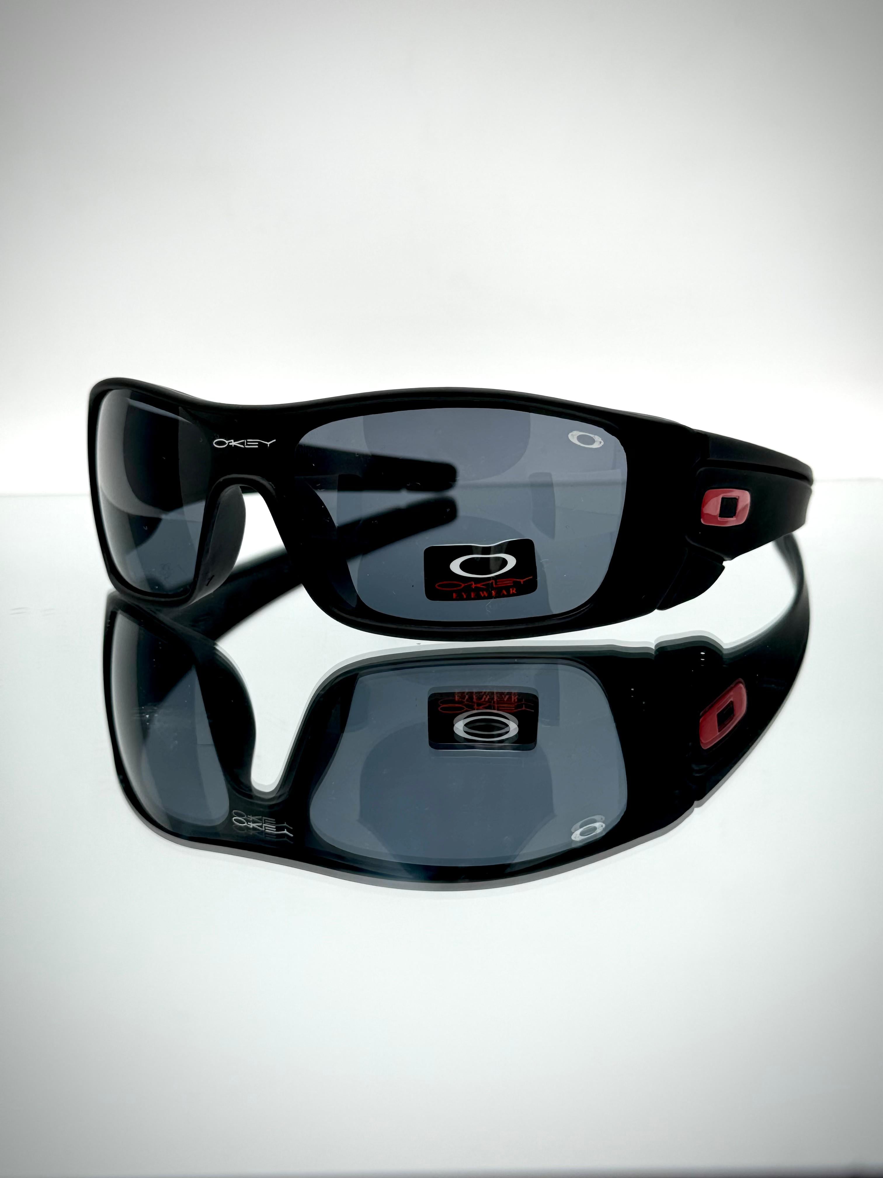 OAKLEY™ | FERXXO Edition