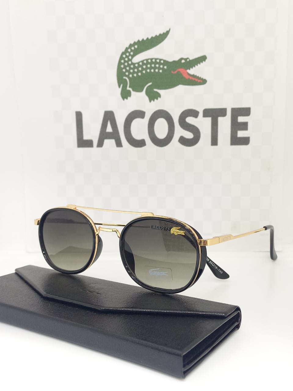 LACOSTE™ | Round